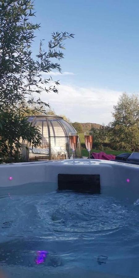 Les Nuits Insolites De La Mothe - Hebergement En Bulle Ou Tiny House Avec Spa Privatif Outremecourt Bagian luar foto
